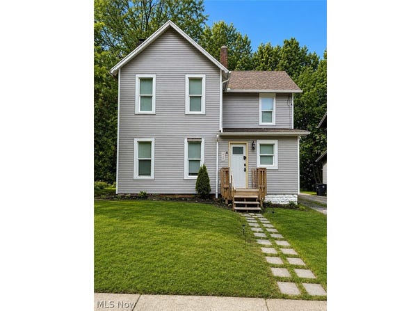 416 Bacon Avenue, Akron, OH 44320