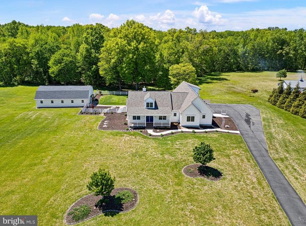 5916 SUMMIT BRIDGE RD, TOWNSEND, DE 19734