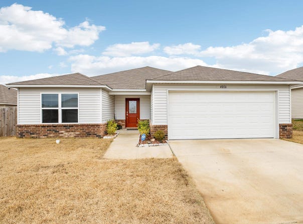 4016 Redberry Ct, Alexander, AR 72002