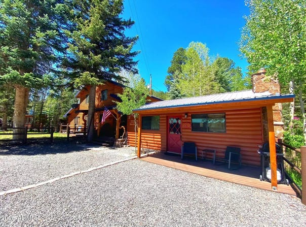 1 County Road 1008, Greer, AZ 85927