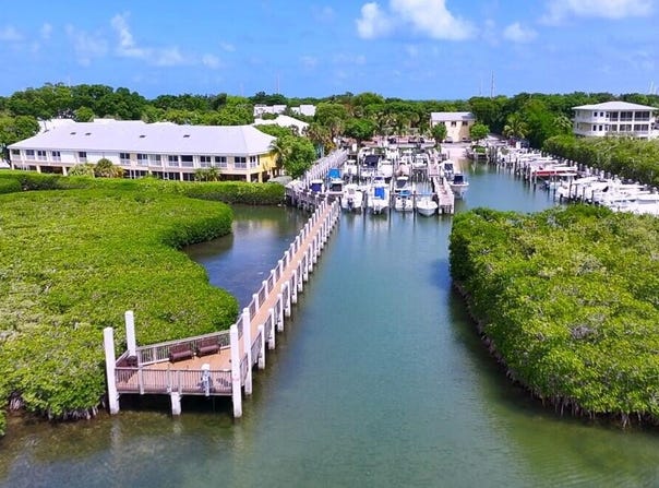 9812 Windward Avenue, Key Largo, FL 33037