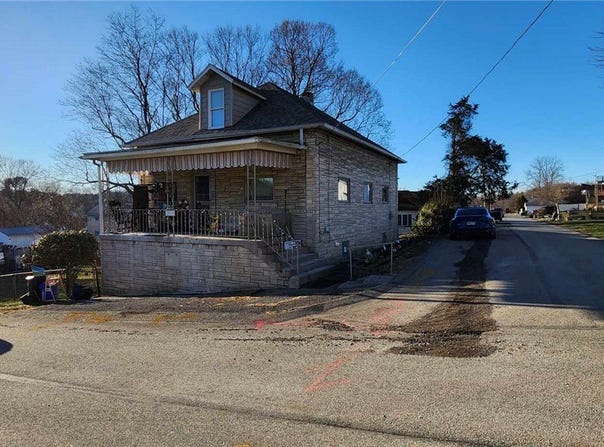 2013 East St, Redstone Twp, PA 15420