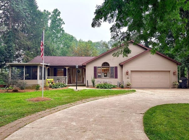 603 W Main Street, Bellevue, OH 44811