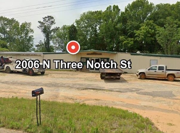 2006 N. Three Notch St., Troy, AL 36081