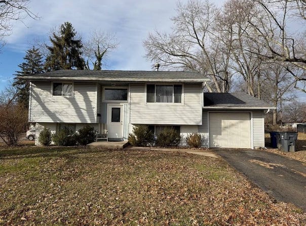 1583 Rygate Dr, Reynoldsburg, OH 43068