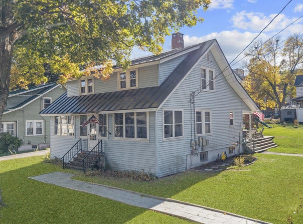 12 Greenwood Street, Waterville, ME 04901