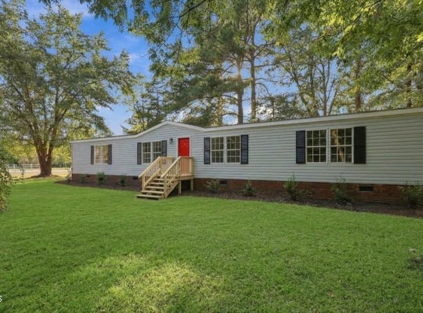 302 Vass Road, Spring Lake, NC 28390