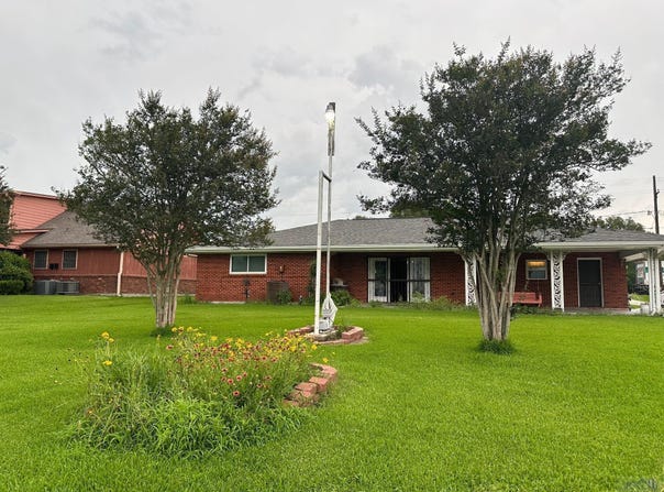 9512 E Park Ave, Houma, LA 70363