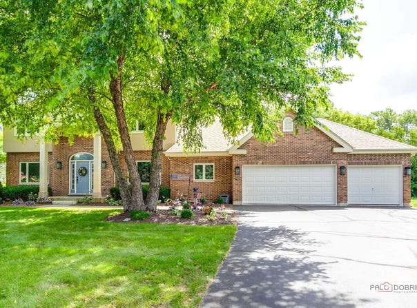 3313 Ridge Road, Spring Grove, IL 60081