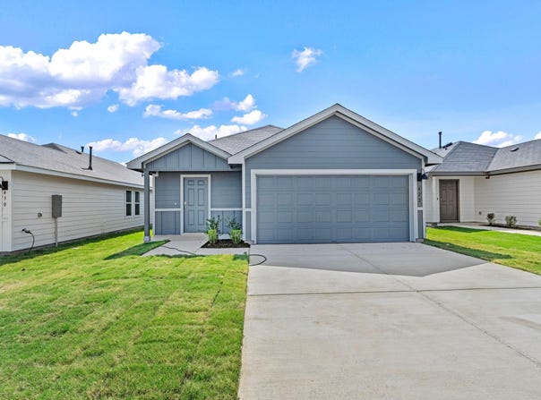 422 Low Pasture Trl, San Marcos, TX 78656