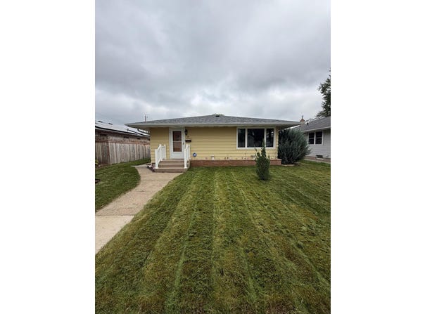 248 23rd Avenue N, Saint Cloud, MN 56303