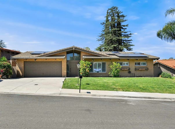 4744 Via Serra, Fallbrook, CA 92028