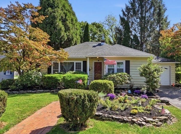 9 Miller Ave, Washington Boro, NJ 07882-1118