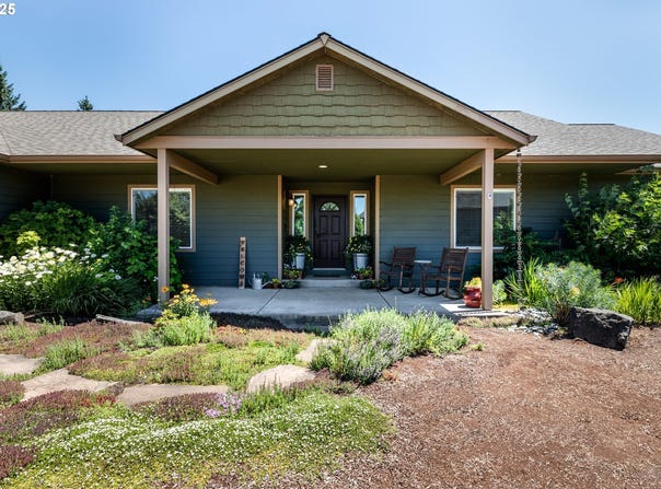 33306 FREDS ROW Ln, StHelens, OR 97051