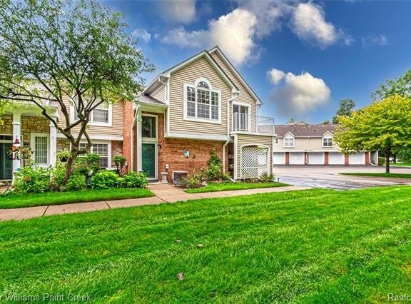 6444 Troon S, Shelby Twp, MI 48316