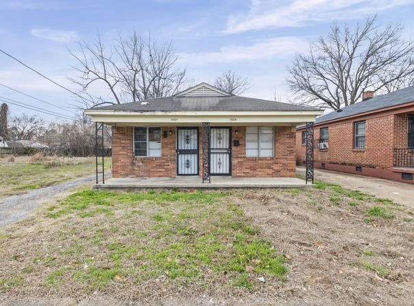 1507 OAKWOOD St, Memphis, TN 38108