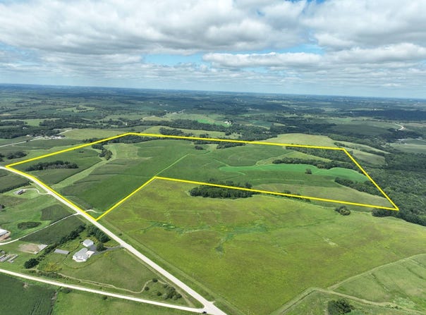 Pole Line Rd, Decorah, IA 52101