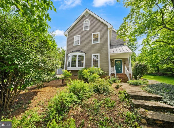 15584 SECOND Street, WATERFORD, VA 20197
