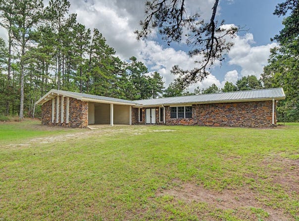 244 CR 620, Corinth, MS 38834