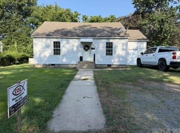 126 S Harrison, DeWitt, AR 72042