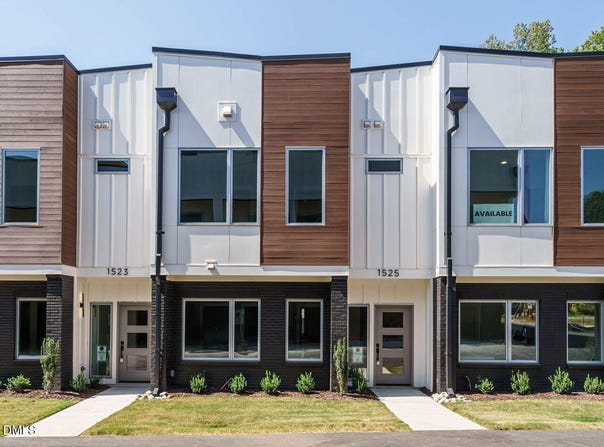 1525 Urban Trace Lane, Raleigh, NC 27608