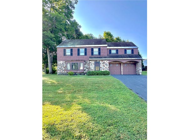 3 Windsor Terrace, Utica, NY 13501