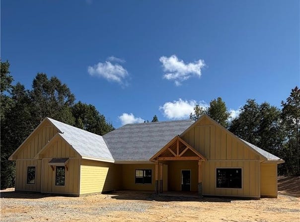 8901 LEE ROAD 175, SALEM, AL 36874