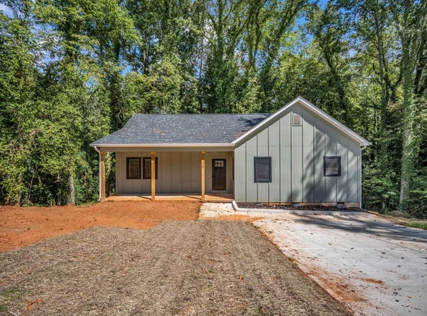 119 Salem Rd, Gaffney, SC 29340