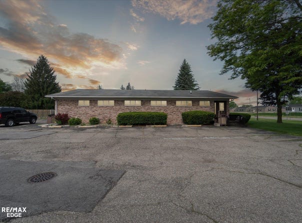 4344 Richfield Road, Flint, MI 48506