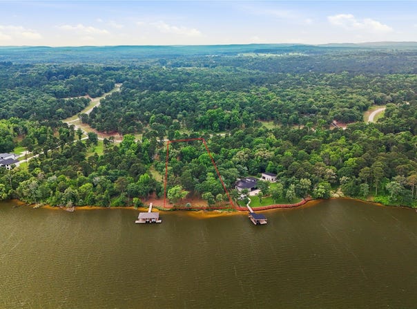 3150 Shadow Pine Drive, Larue, TX 75770