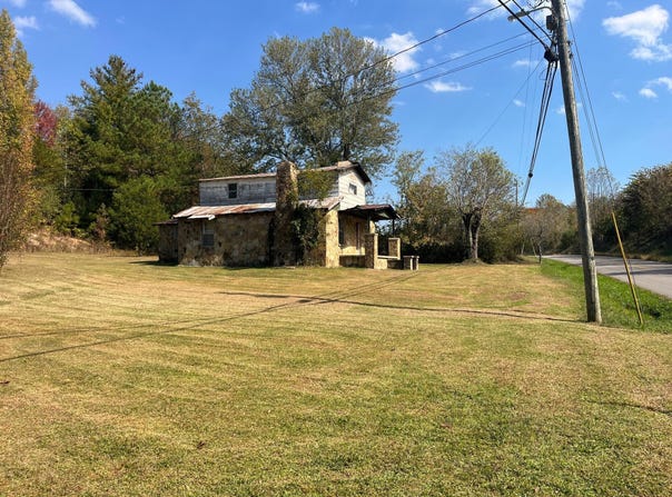 341 Ky 930, Artemus, KY 40903