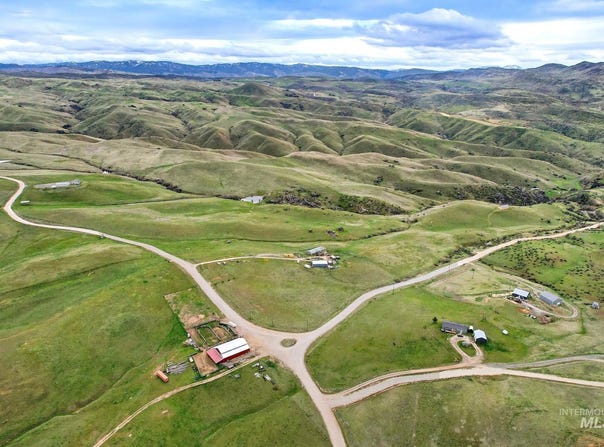 11315 Timber Butte Rd, Sweet, ID 83670