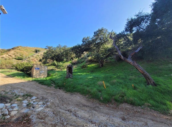 North Trail, Sylmar, CA 91342