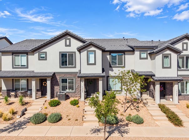 1729 Devils Garden Lane, Washington, UT 84780