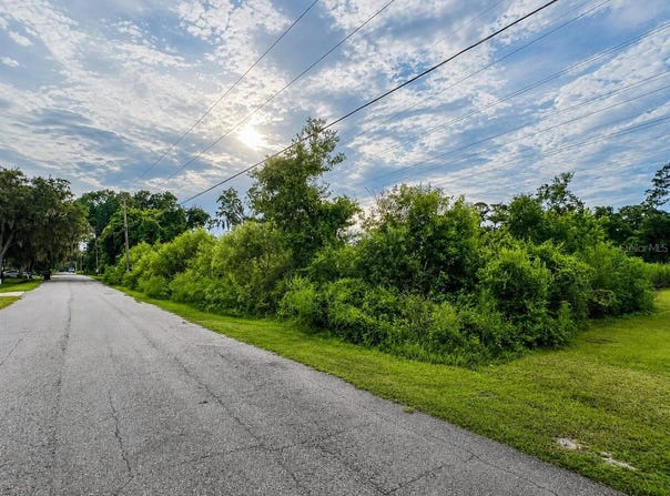 274 TOMS Road, DEBARY, FL 32713