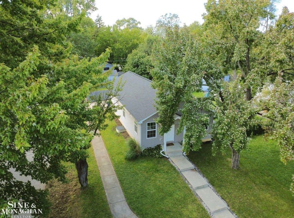 24805 Midland Avenue, Redford, MI 48239