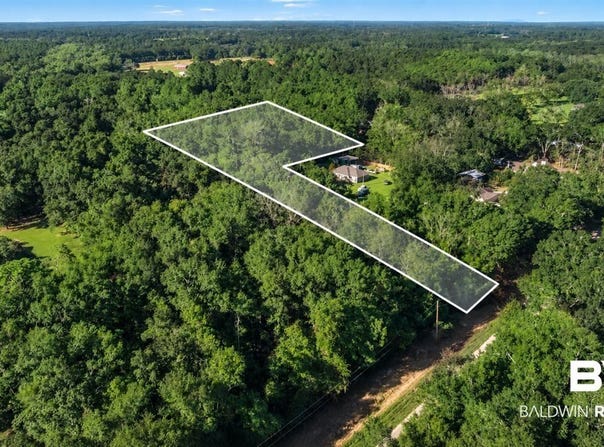 Sanca Lane, Silverhill, AL 36576