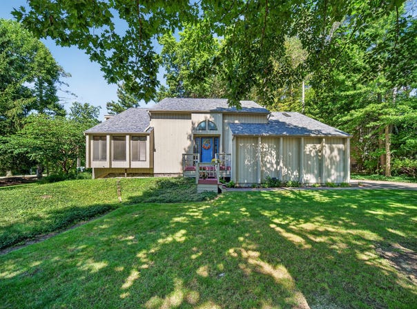 6550 PHEASANT RUN Boulevard, Fairview, PA 16415
