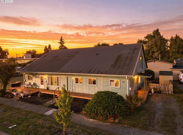 121 W C St, Springfield, OR 97477