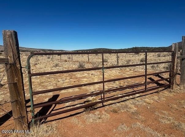 SE Double Back Drive, Seligman, AZ 86337