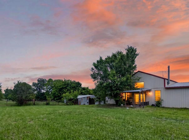 147 County Road 2378, Alba, TX 75410