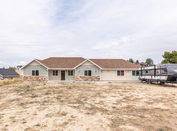 971 Alpine Drive, Spring Creek, NV 89815