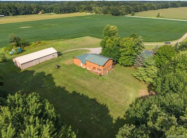 76565 McFadden Road, Armada Twp, MI 48005