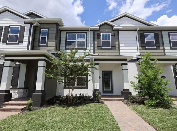1354 MOUNT ROYAL Drive, ST CLOUD, FL 34771