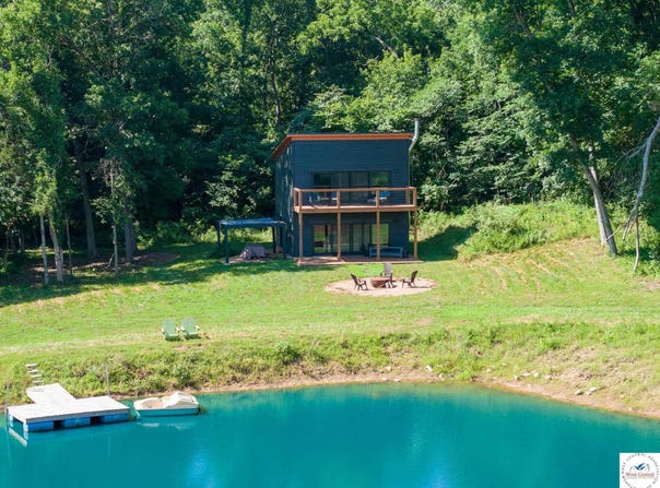 802 SE 900 Private Road, Deepwater, MO 64740