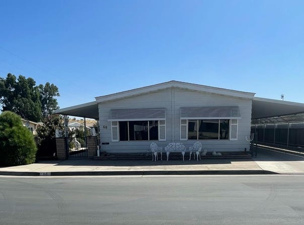 400 E Roberts Lane, Bakersfield, CA 93308