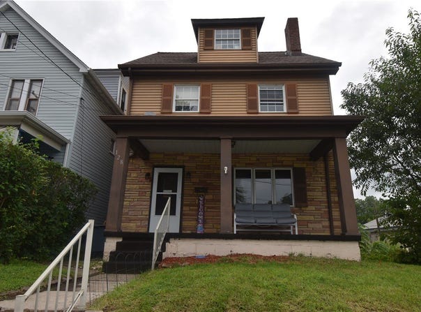 128 Hartrey St, Springdale Boro, PA 15144