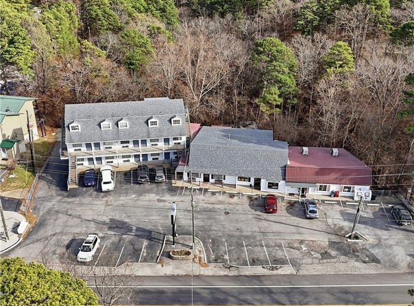 2036 & 2038 E Van Buren, Eureka Springs, AR 72632
