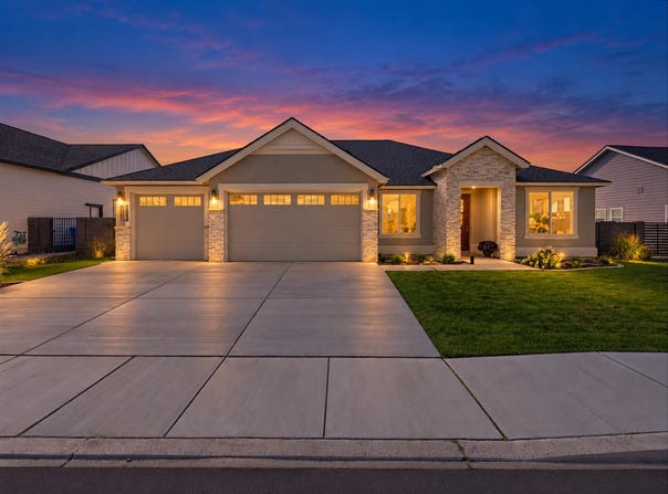 383 Ventus St, Richland, WA 99352