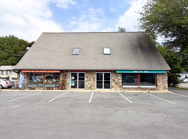 819 Lafayette Road, Hampton, NH 03842
